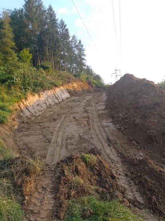 Základy pre 42 stožiarov vedenia 110 kV